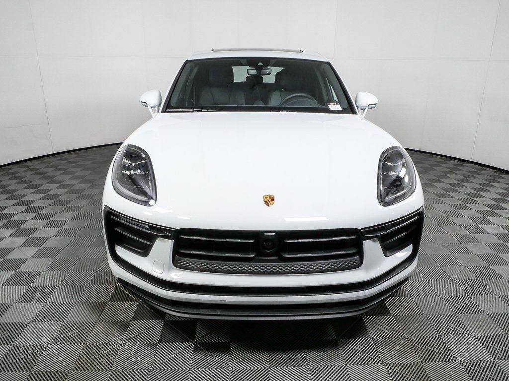 New 2026 Porsche Macan image 28