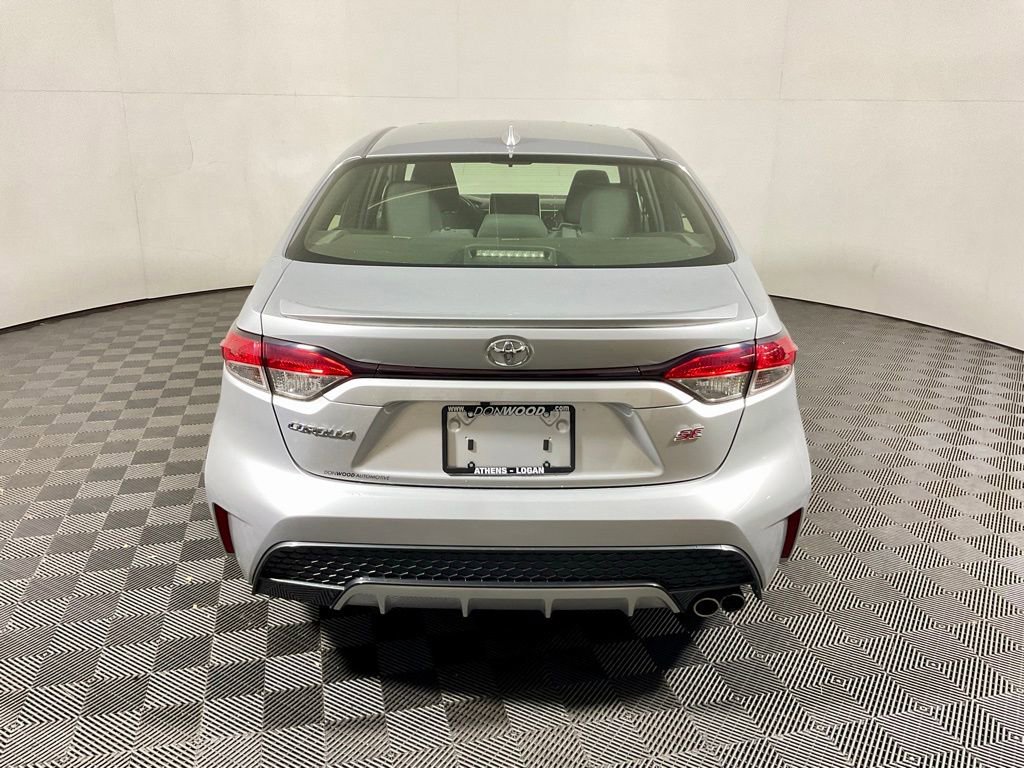 Used 2020 Toyota Corolla SE w/ SE Premium Package FWD image 15