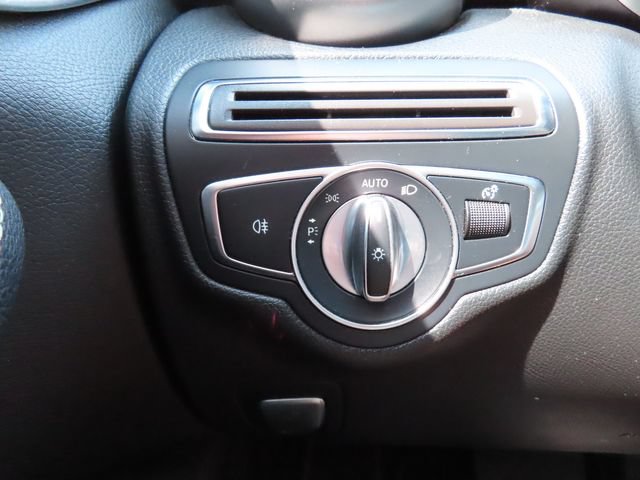 Used 2018 Mercedes-Benz C 300 4MATIC Sedan image 26