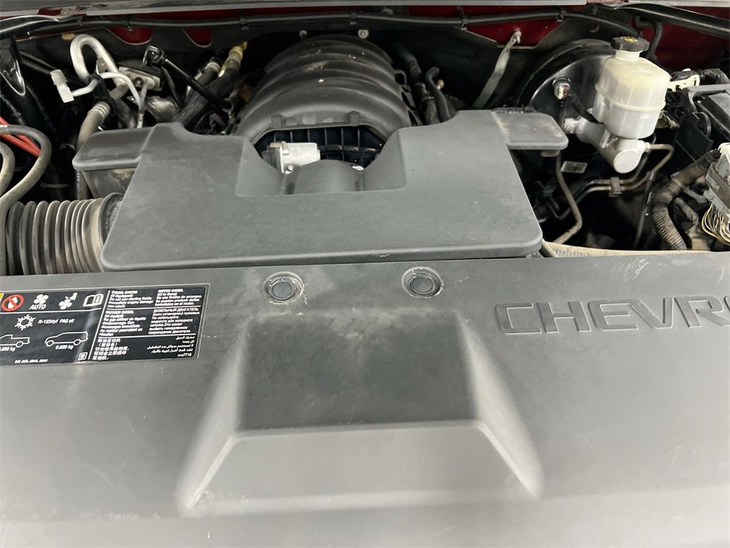 Used 2019 Chevrolet Suburban LT image 25