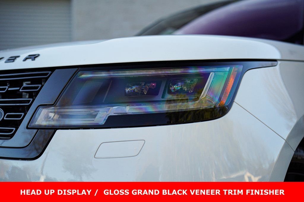 Used 2022 Land Rover Range Rover SE image 4