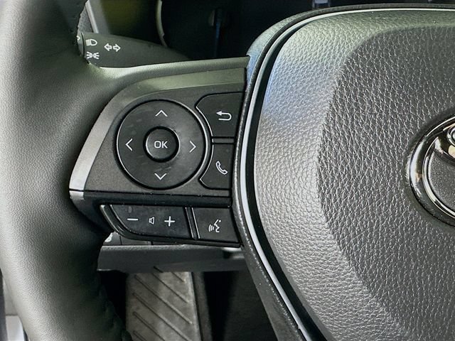 Used 2024 Toyota RAV4 SE AWD/4WD image 10