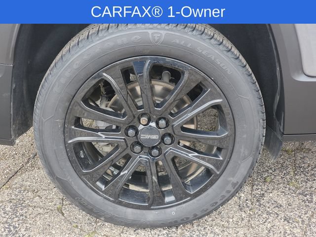 Certified 2022 GMC Acadia SLE w/ Driver Convenience Package FWD image 6