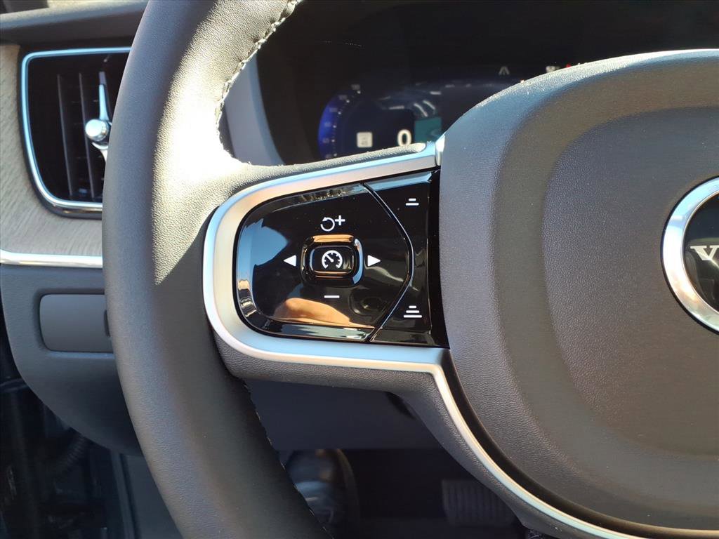 New 2026 Volvo XC60 B5 Plus w/ Protection Package Premier image 22