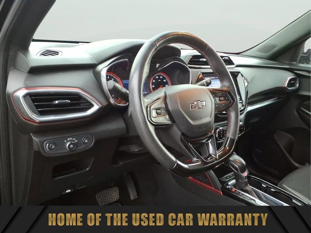 Used 2022 Chevrolet TrailBlazer RS w/ Sun and Liftgate Package FWD image 16