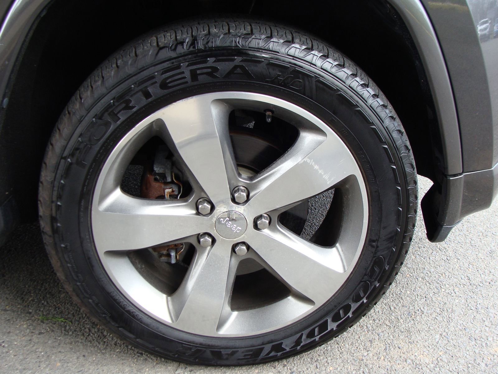Used 2014 Jeep Grand Cherokee Overland image 36