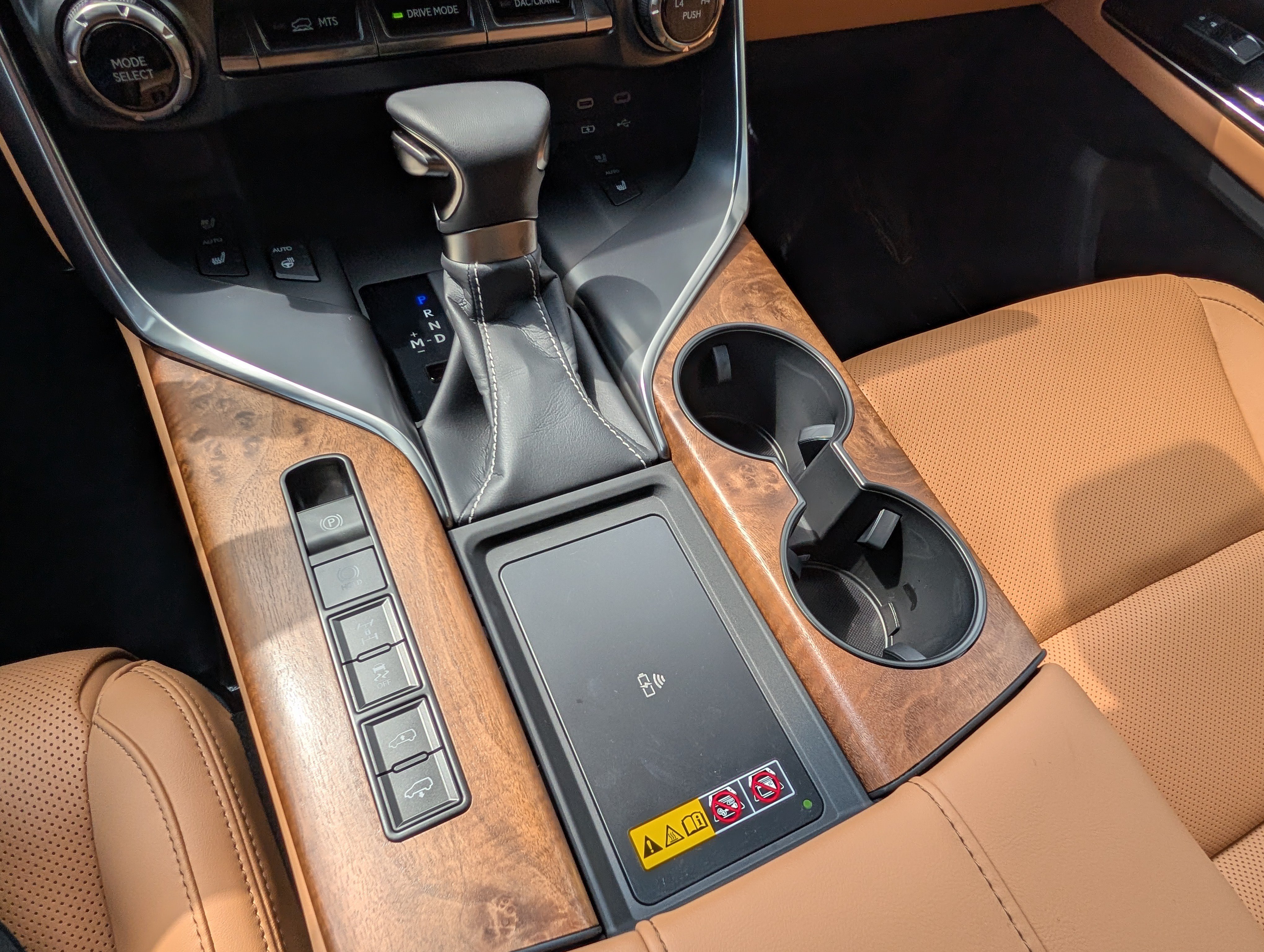 New 2026 Lexus LX 600 4WD w/ Luxury Package image 25