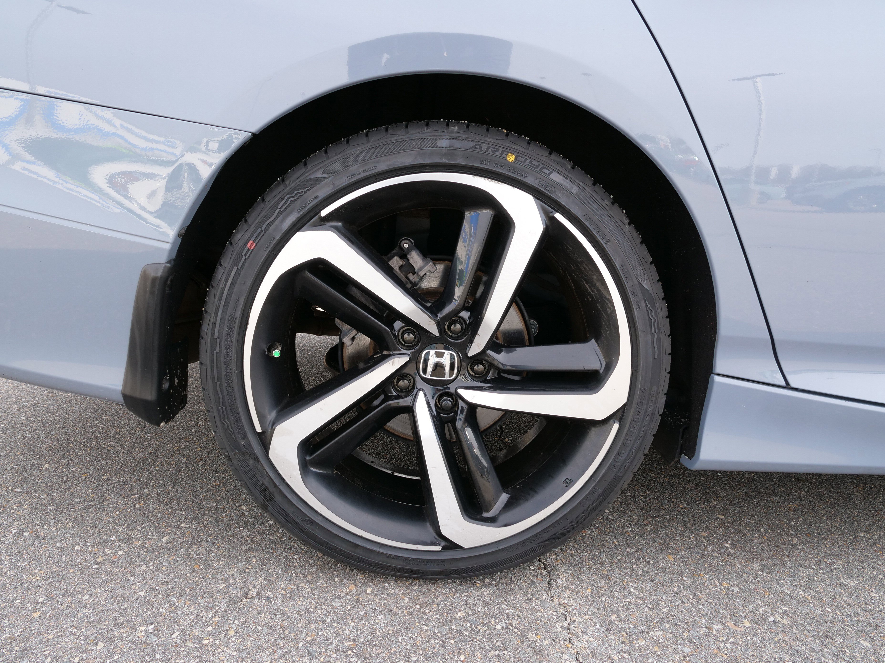 Used 2022 Honda Accord Sport image 11