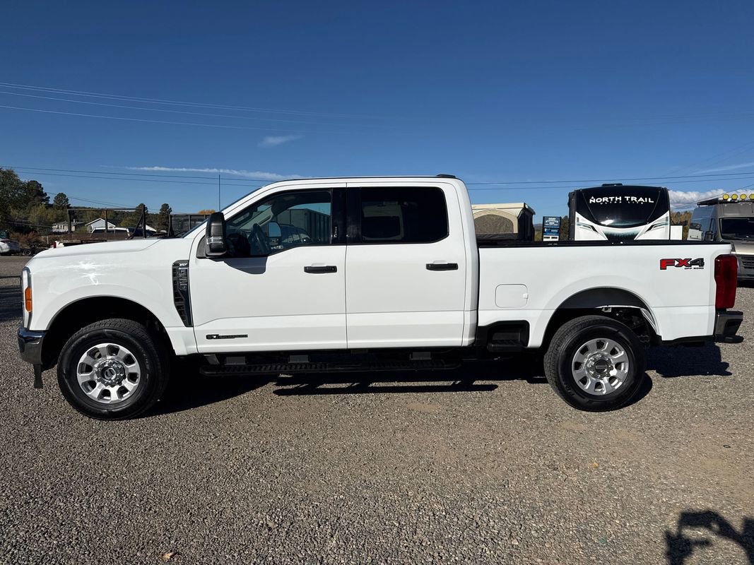Used 2023 Ford F250 XLT w/ FX4 Off-Road Package image 4