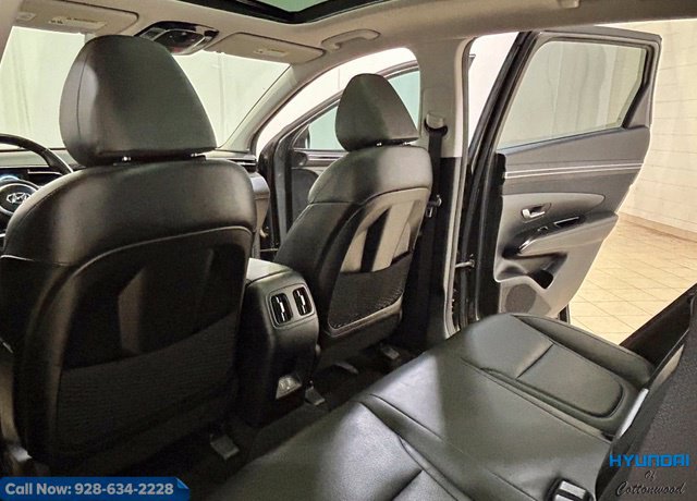 Used 2023 Hyundai Tucson Limited AWD/4WD image 12