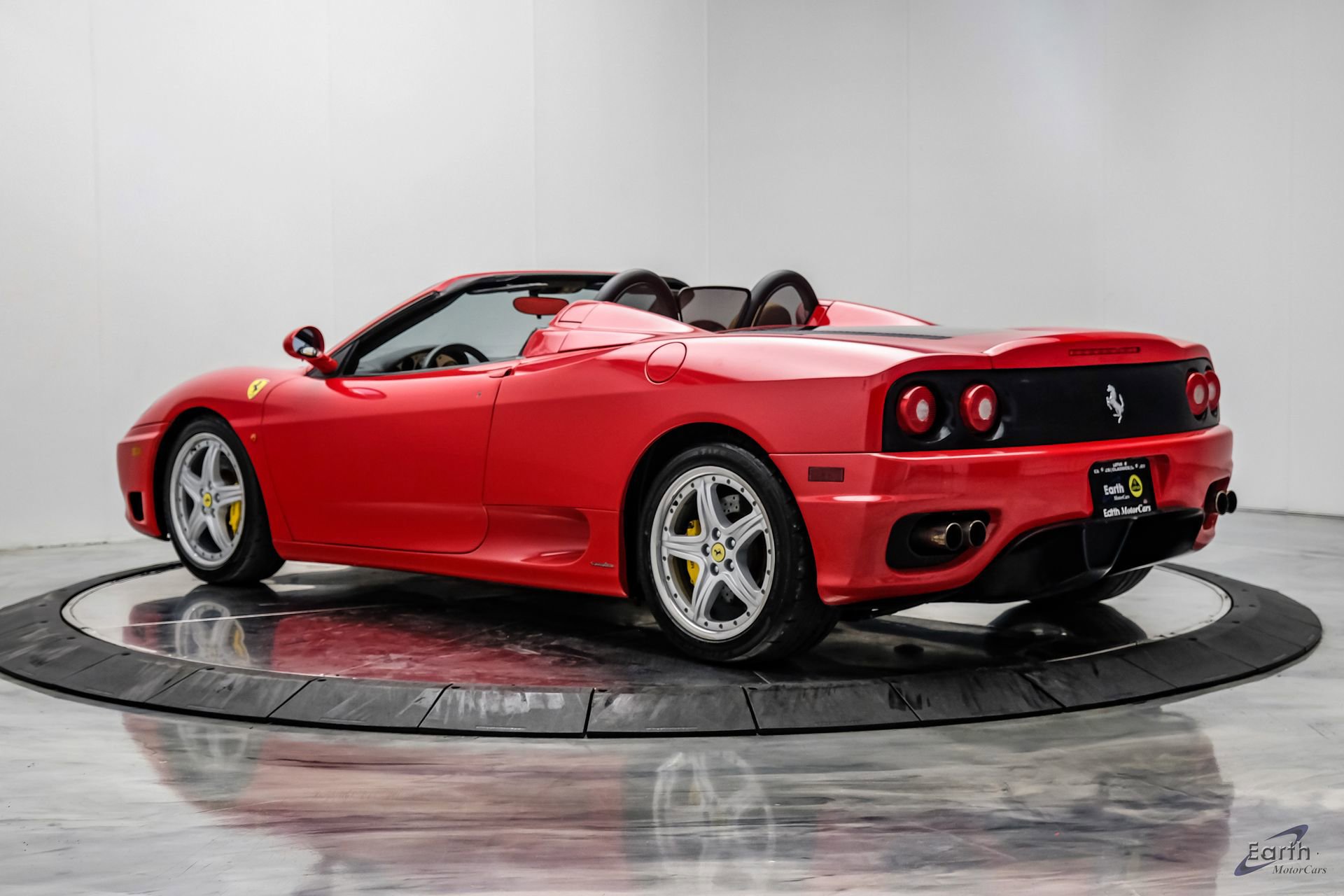 Used 2004 Ferrari 360 Spider image 13