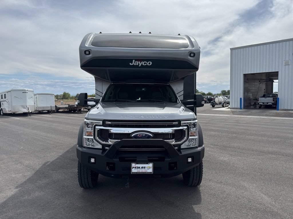Used 2022 Ford F550 4x4 Regular Cab Super Duty w/ XLT Value Package image 2
