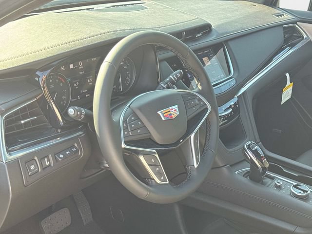 New 2026 Cadillac XT5 Premium Luxury w/ Driver Assist Package AWD/4WD image 19