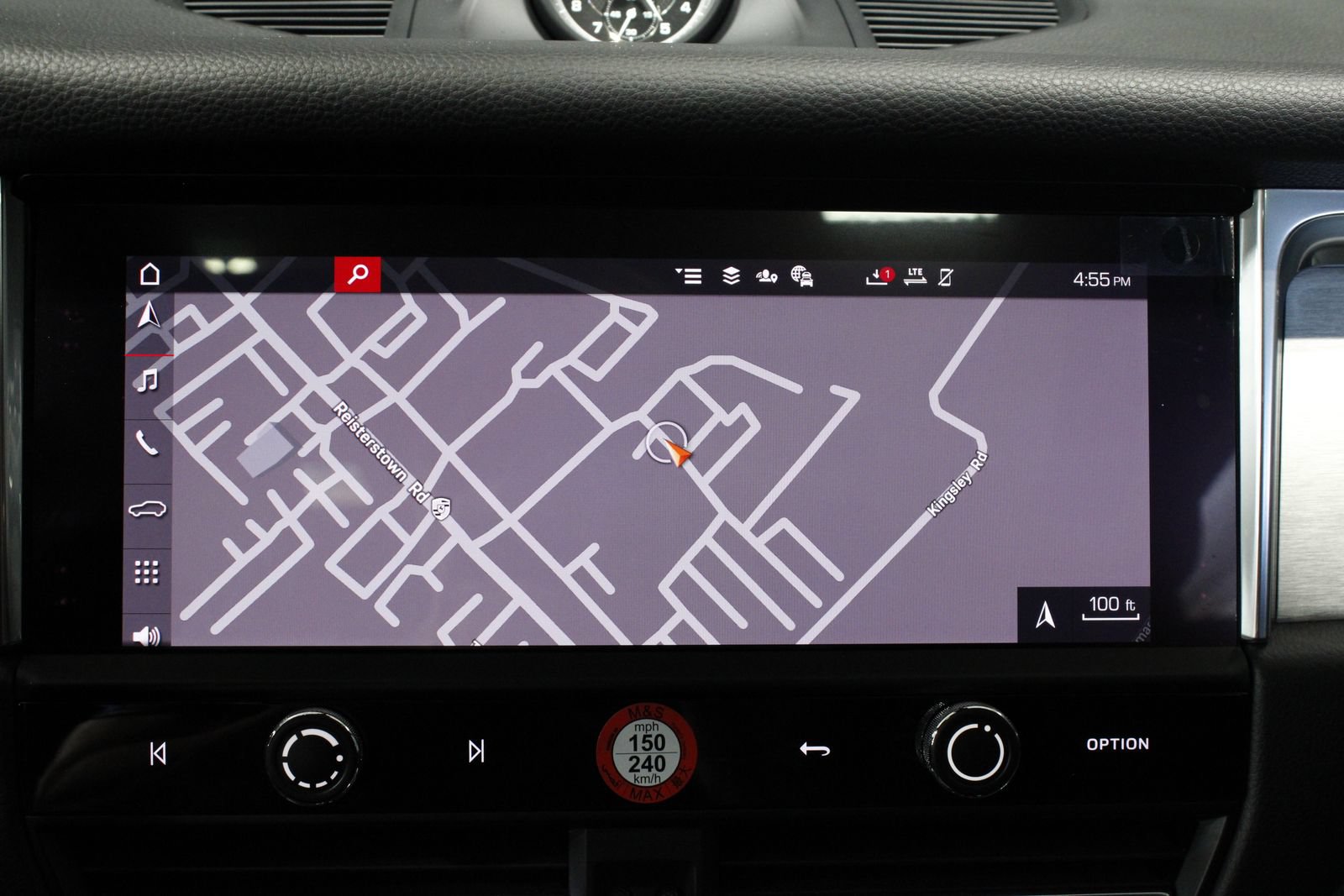 Certified 2026 Porsche Macan AWD/4WD image 26