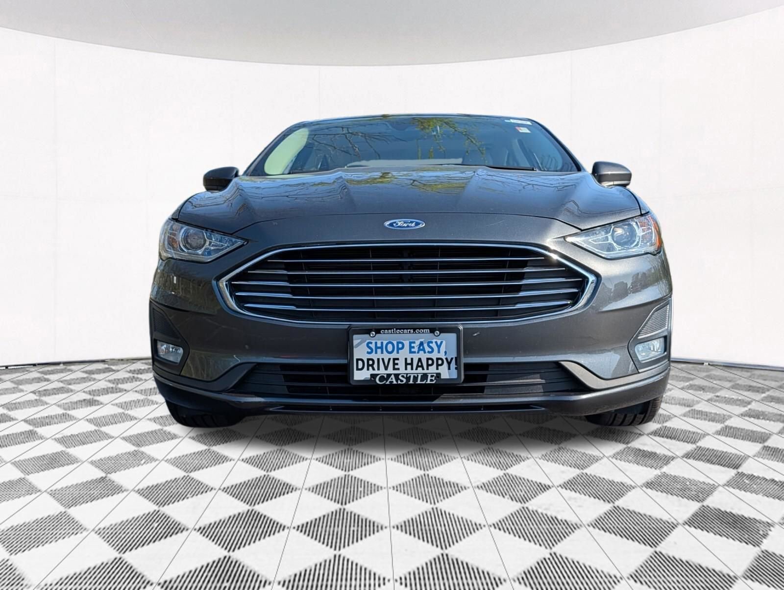 Used 2020 Ford Fusion SE w/ Equipment Group 151A image 16