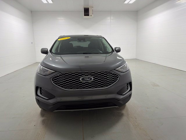 Used 2023 Ford Edge SEL AWD/4WD image 2