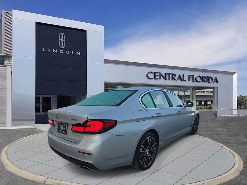 Used 2021 BMW 540i w/ Convenience Package image 3