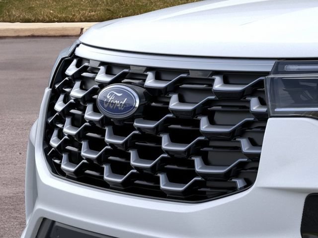 New 2026 Ford Explorer Platinum w/ LUX Leather Package AWD/4WD image 17