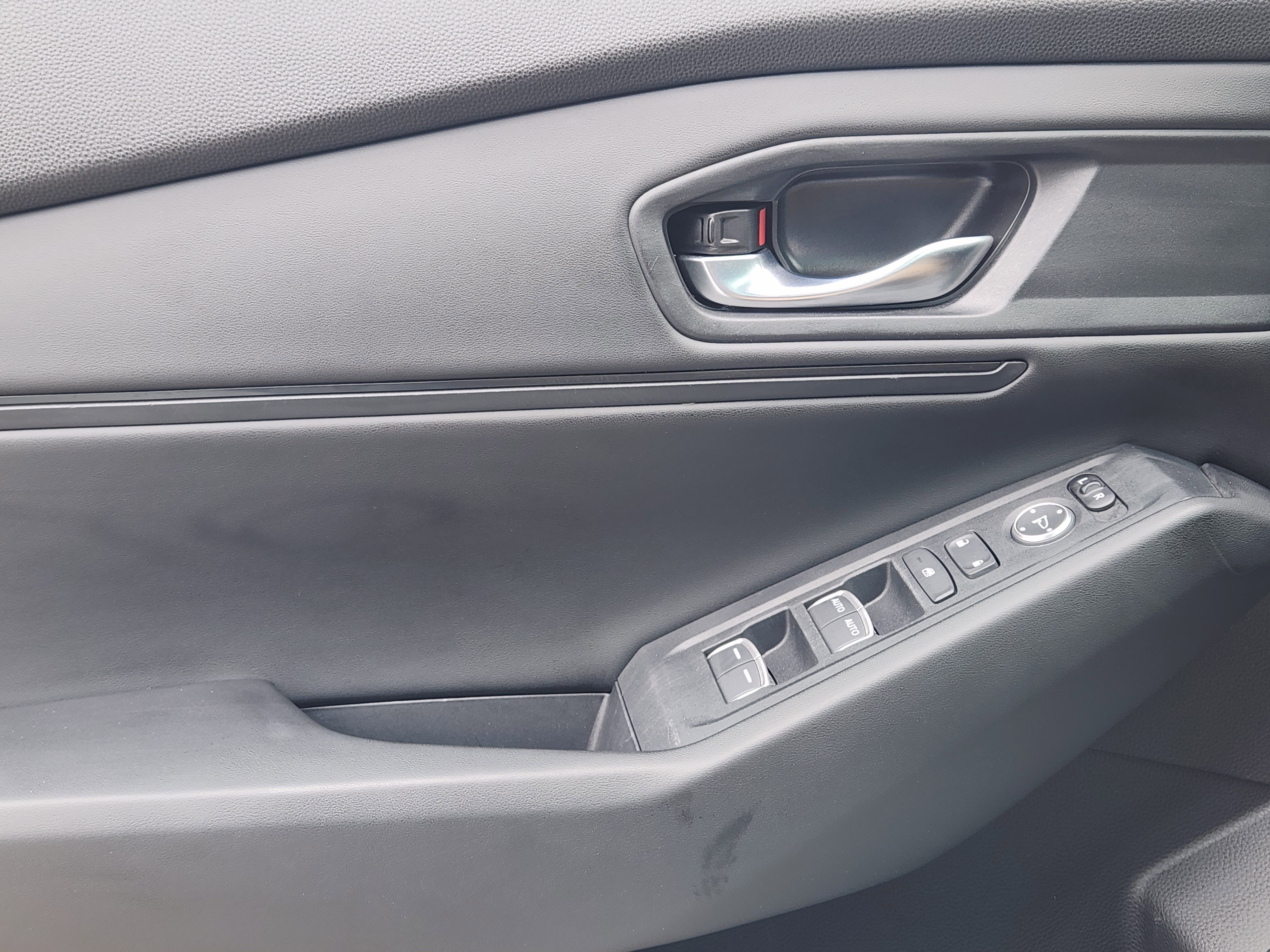 Used 2023 Honda Accord EX image 23