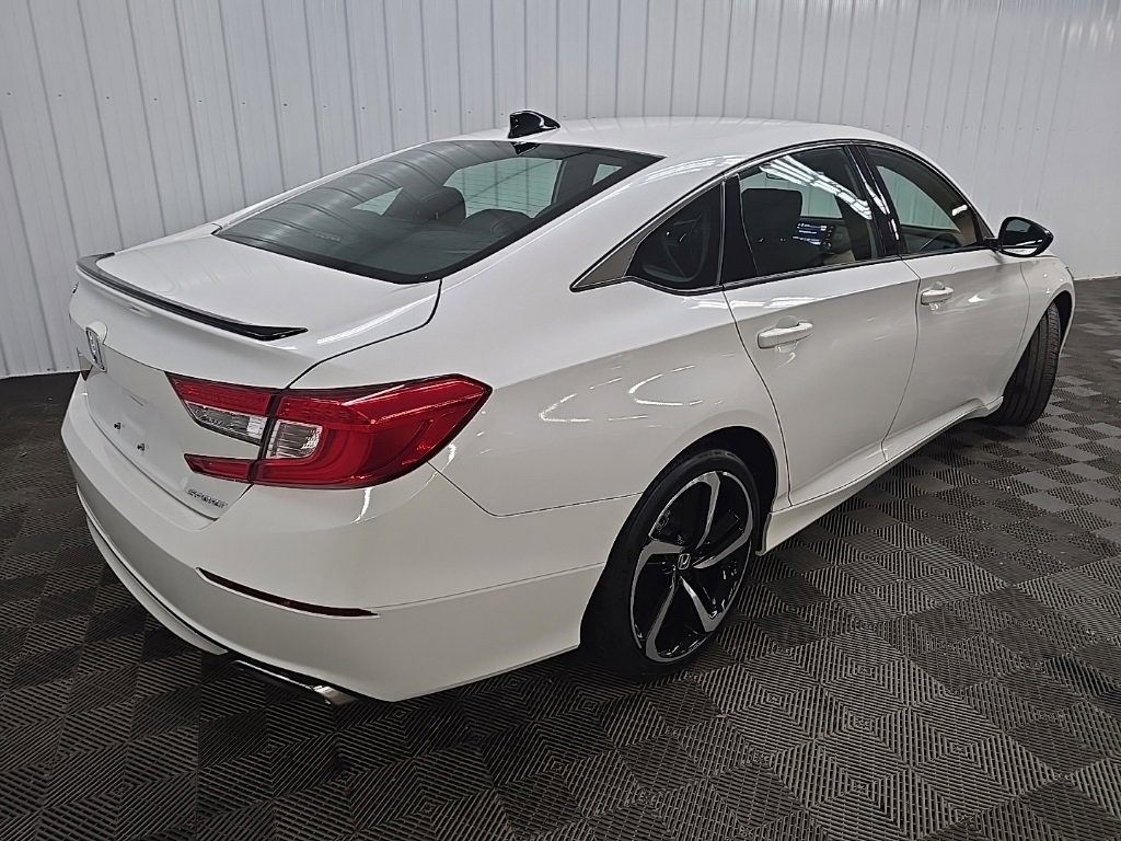 Used 2022 Honda Accord Sport image 10