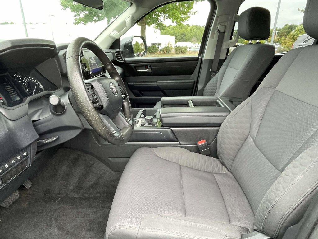 Used 2023 Toyota Tundra SR5 w/ SR5 Convenience Package AWD/4WD image 14