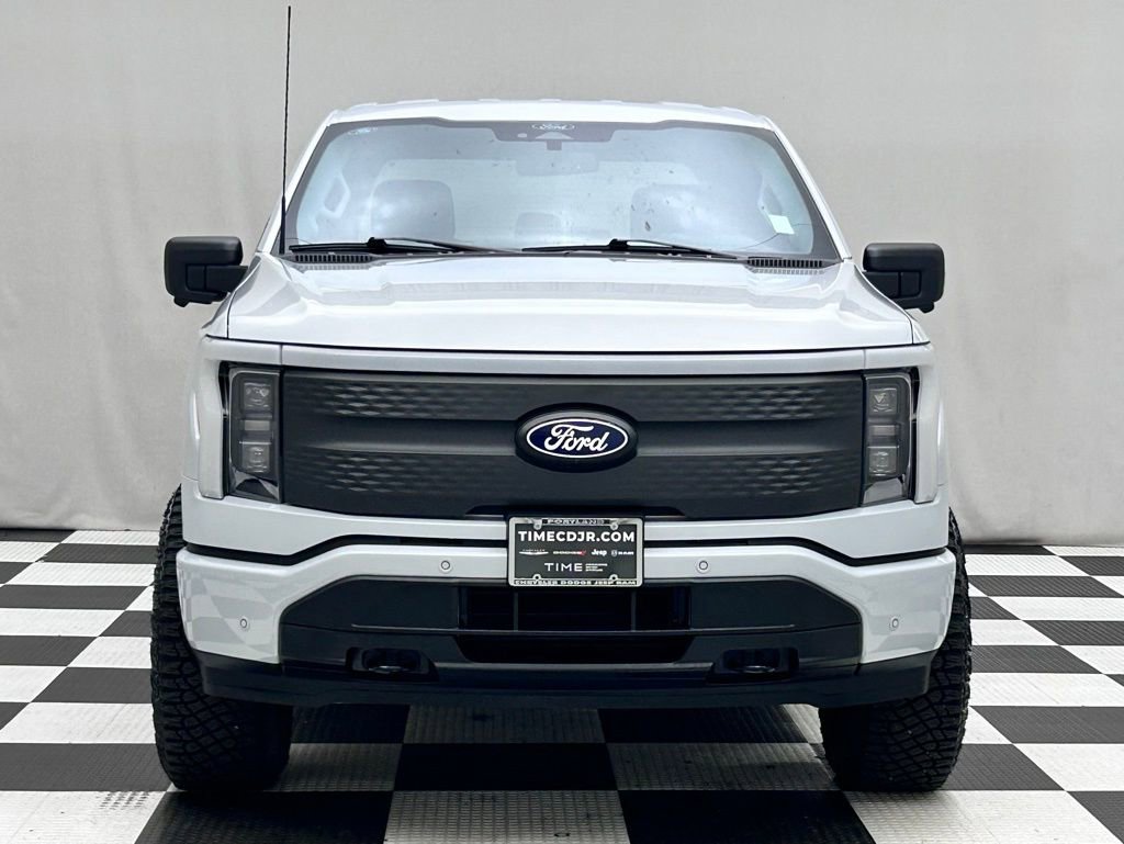 Used 2025 Ford F150 Lightning Flash image 3