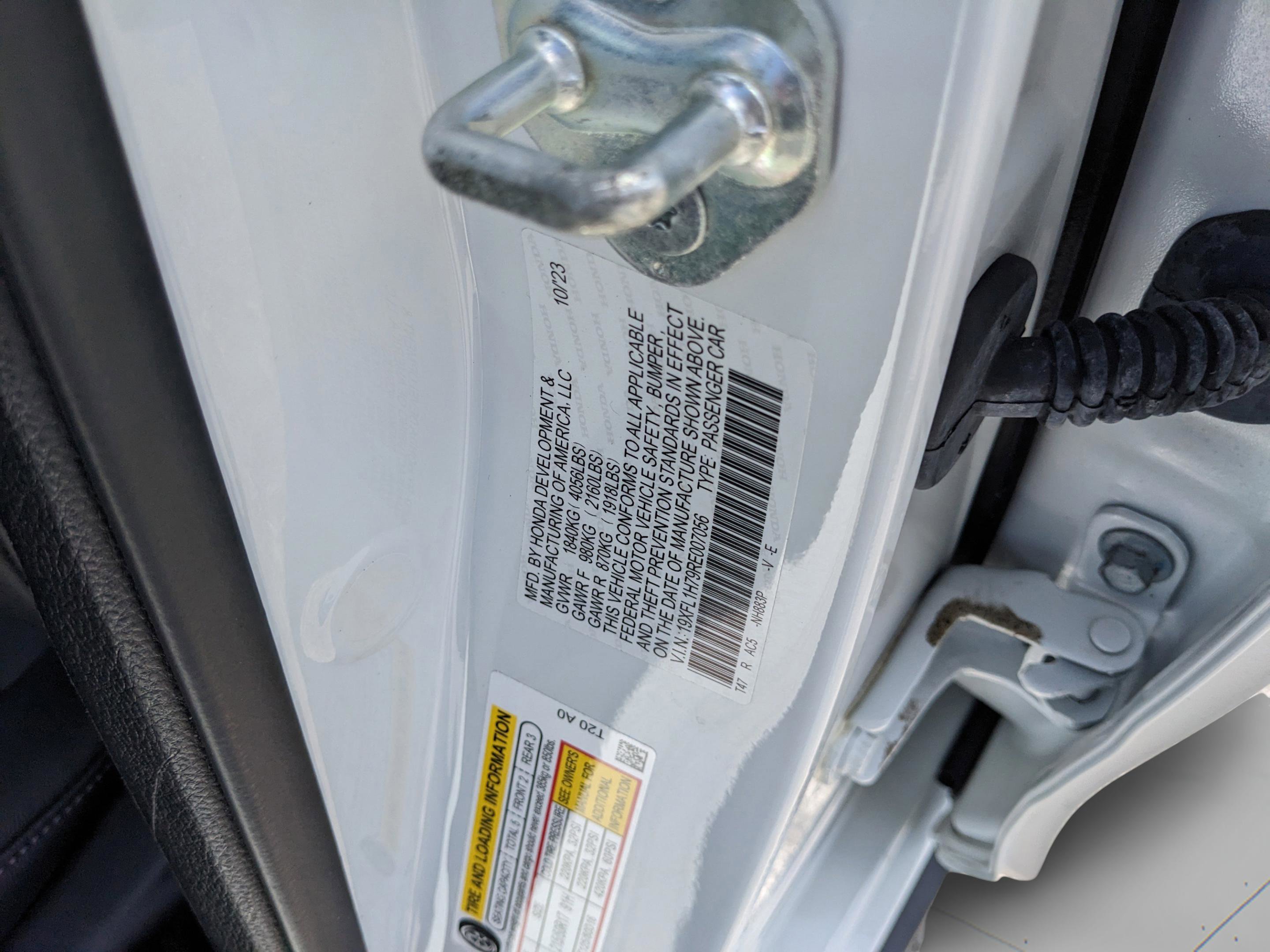 Used 2024 Honda Civic EX-L image 42