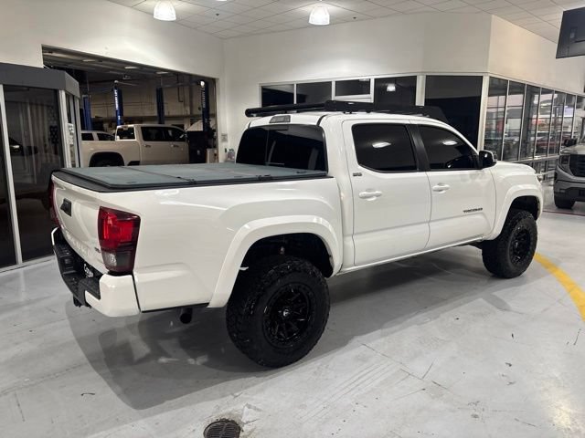 Used 2023 Toyota Tacoma SR5 w/ Technology Package AWD/4WD image 9