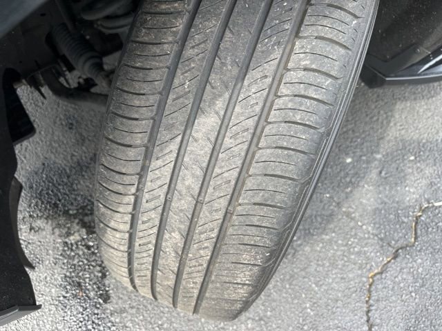 Used 2024 GMC Yukon SLT AWD/4WD image 35