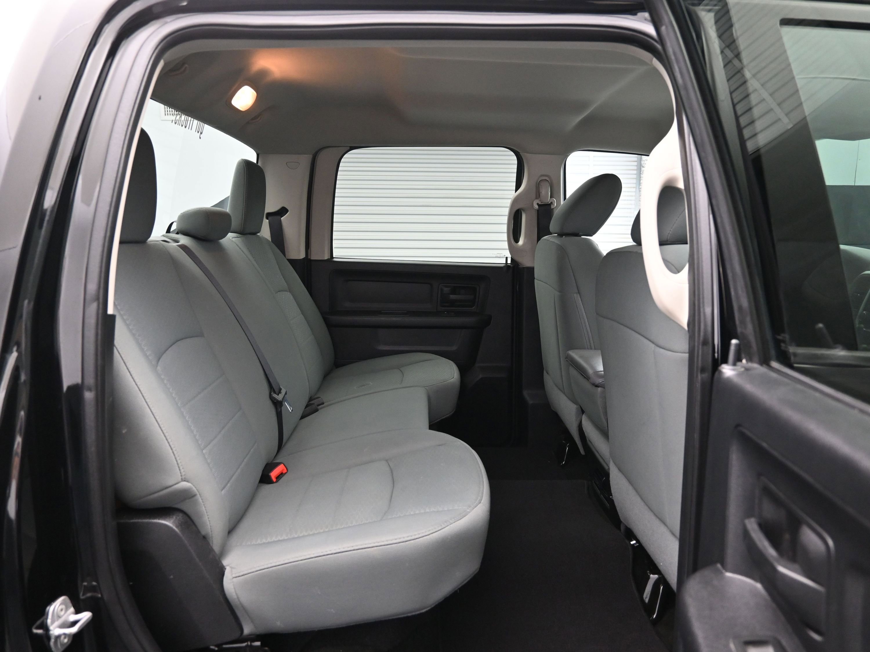 Used 2014 RAM 1500 Express image 11