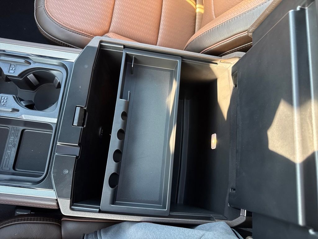 New 2025 Ford F350 King Ranch w/ Chrome Package image 39