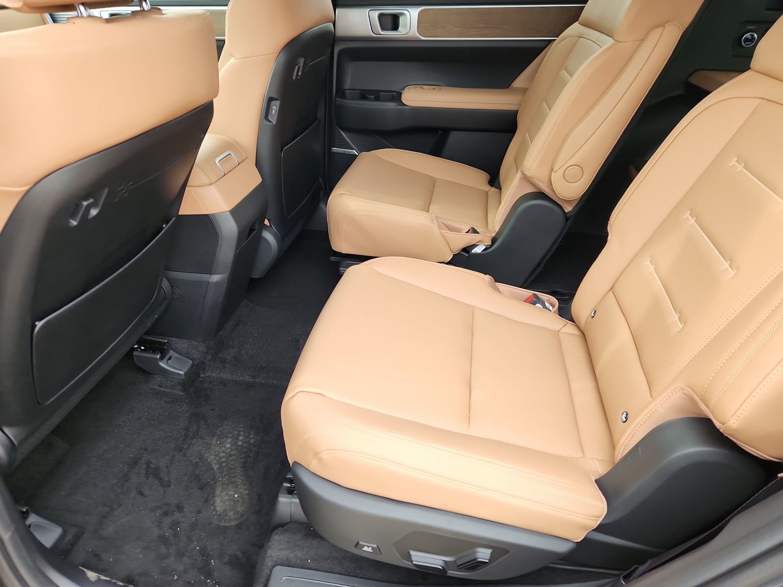 New 2026 Hyundai Santa Fe Calligraphy image 8