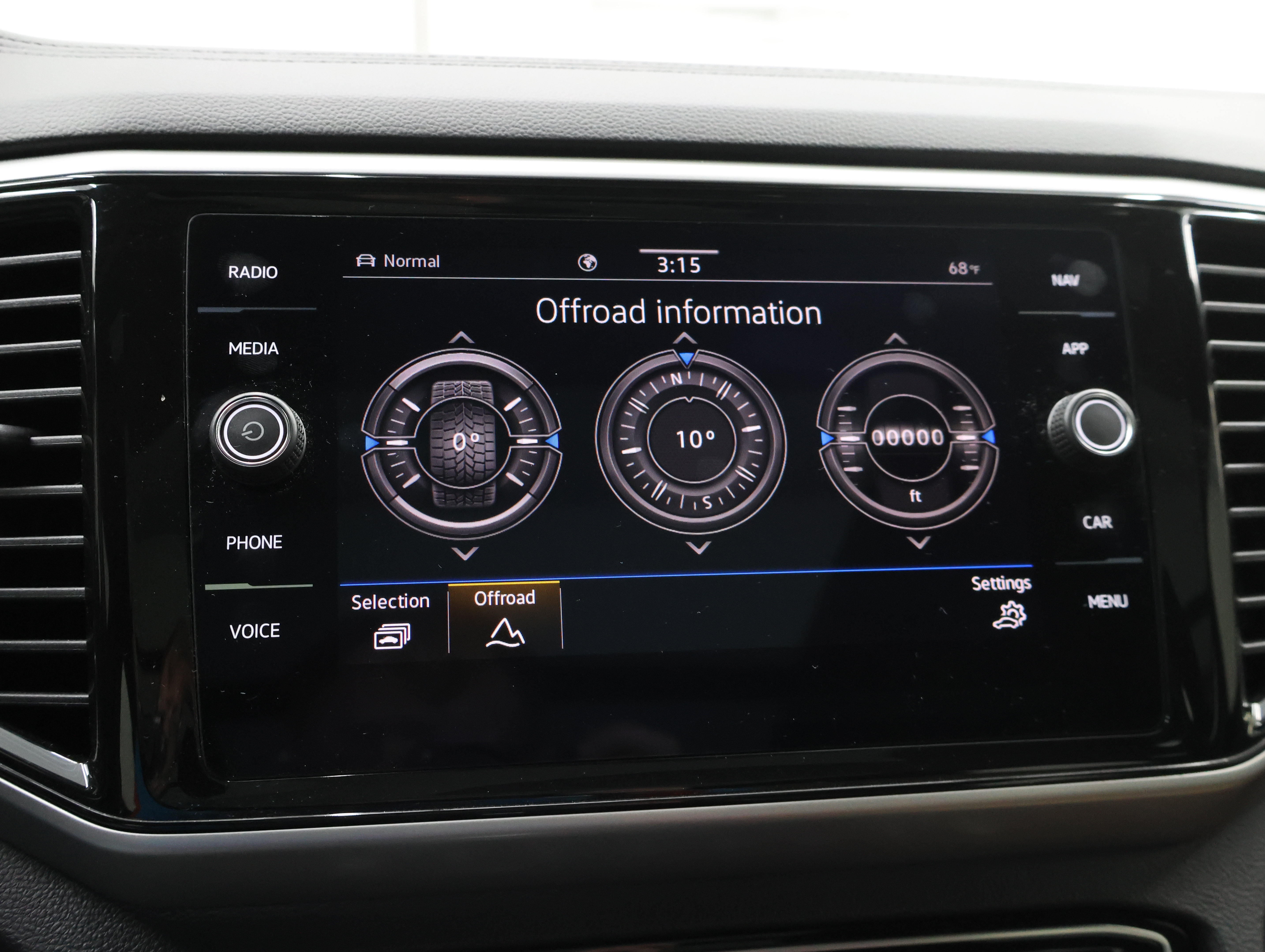 Used 2023 Volkswagen Atlas Cross Sport SEL R-Line AWD/4WD image 57