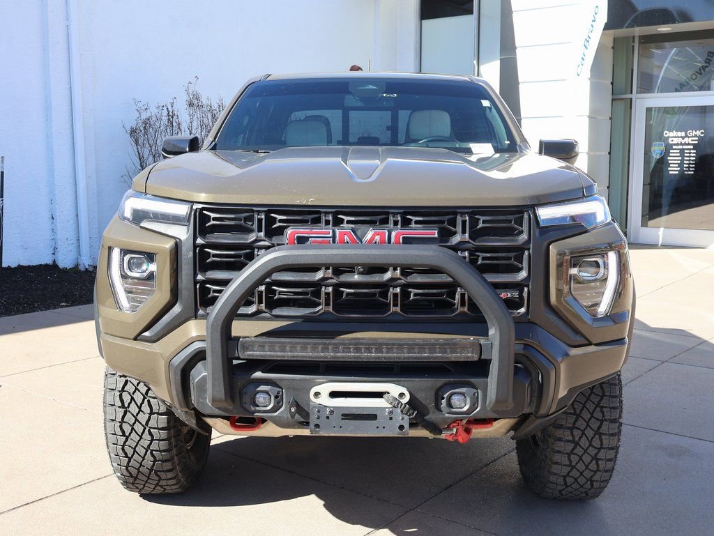 Used 2023 GMC Canyon AT4X w/ Edition 1 AWD/4WD image 8