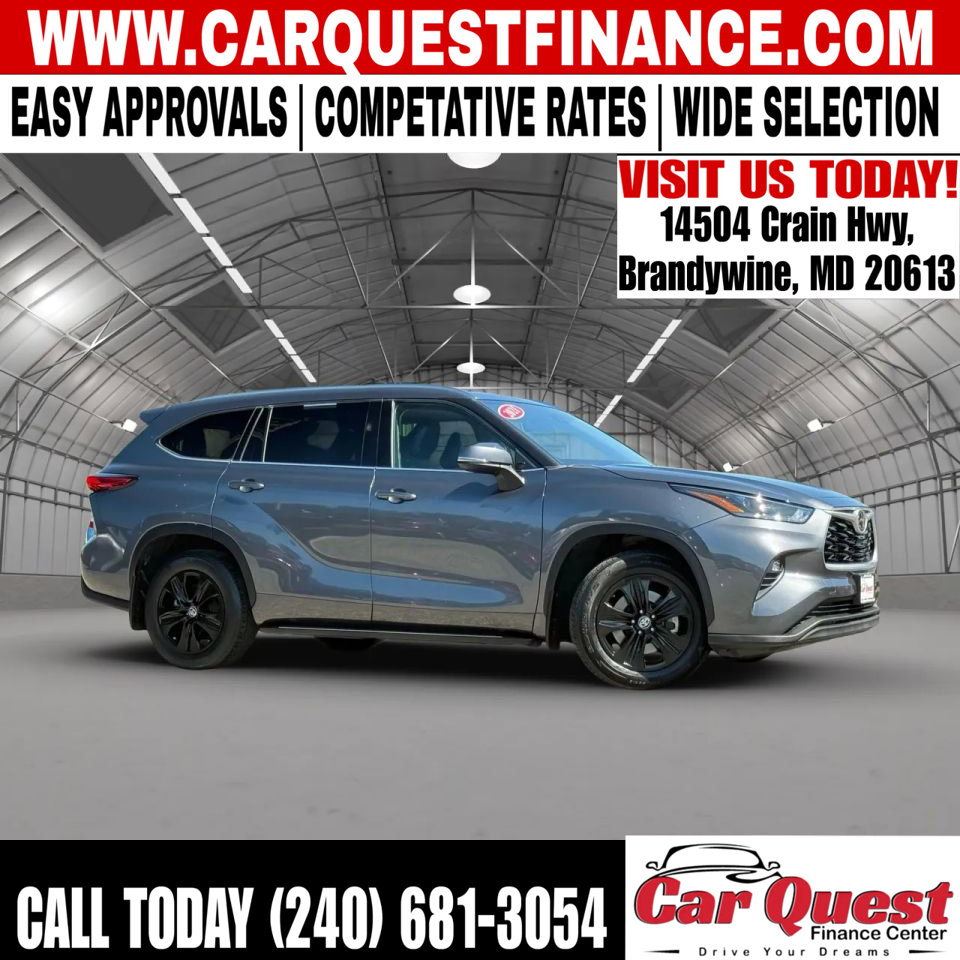 Used 2021 Toyota Highlander XLE image 1