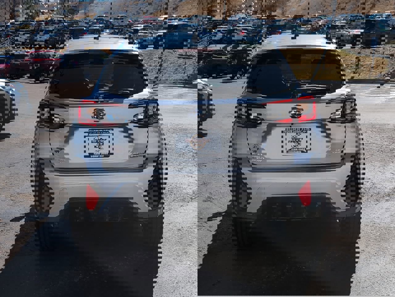 Used 2025 Subaru Crosstrek 2.0i Premium image 6