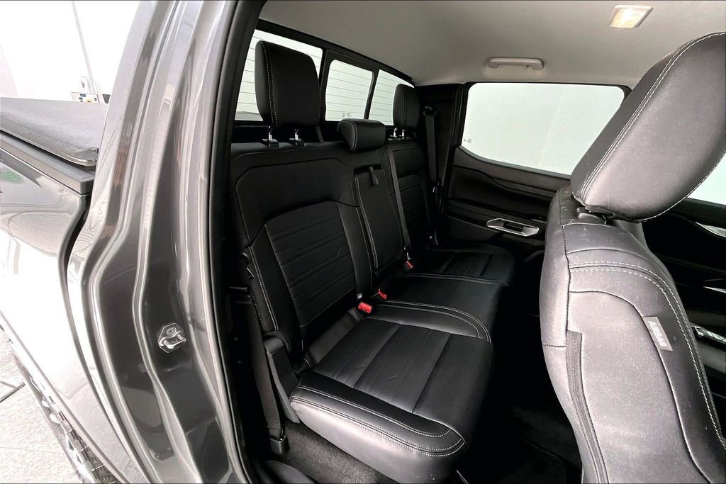 Used 2025 Ford Ranger Lariat w/ Trailer Tow Package image 35