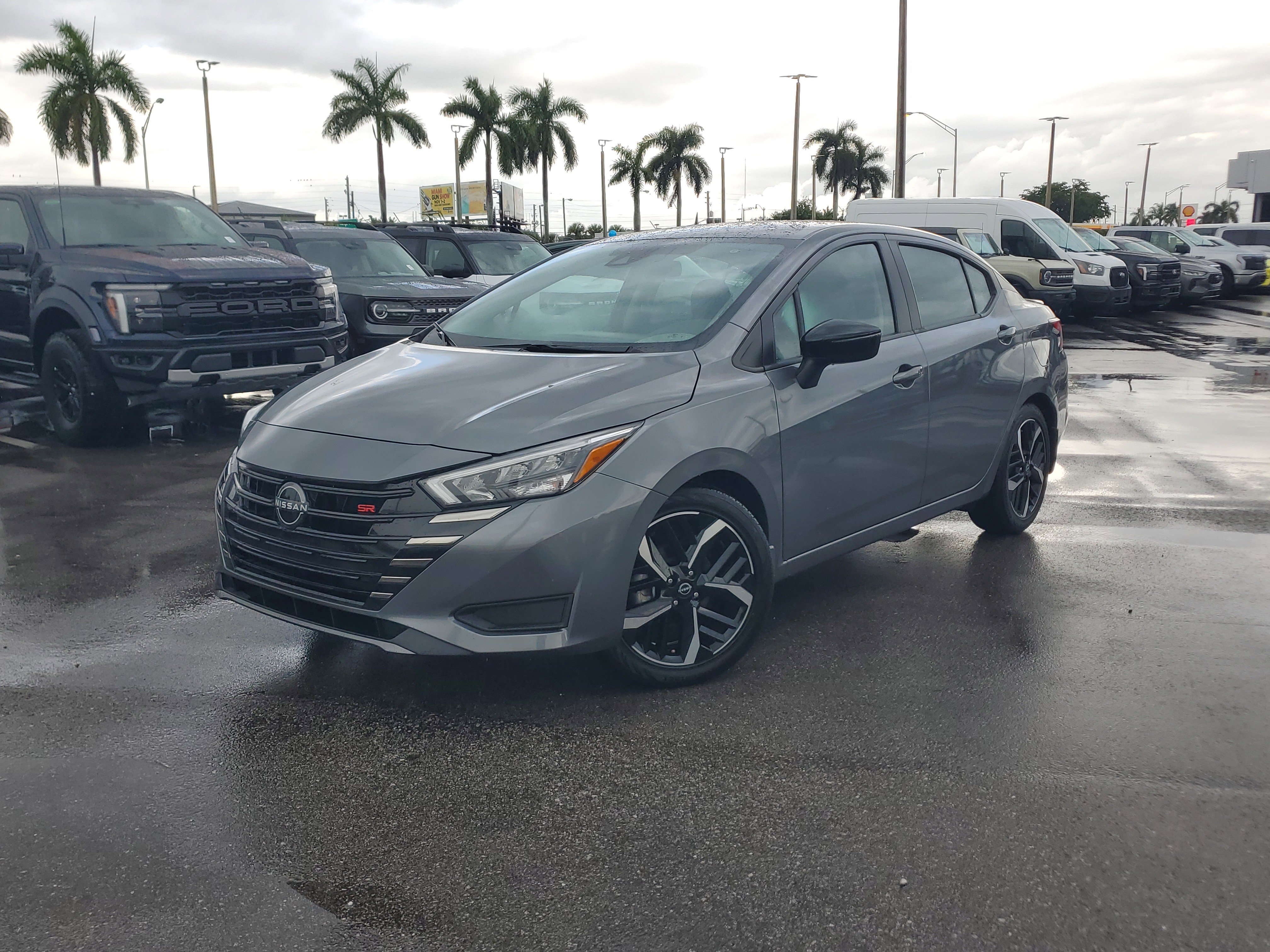 Certified 2023 Nissan Versa SR w/ Trunk Package image 31
