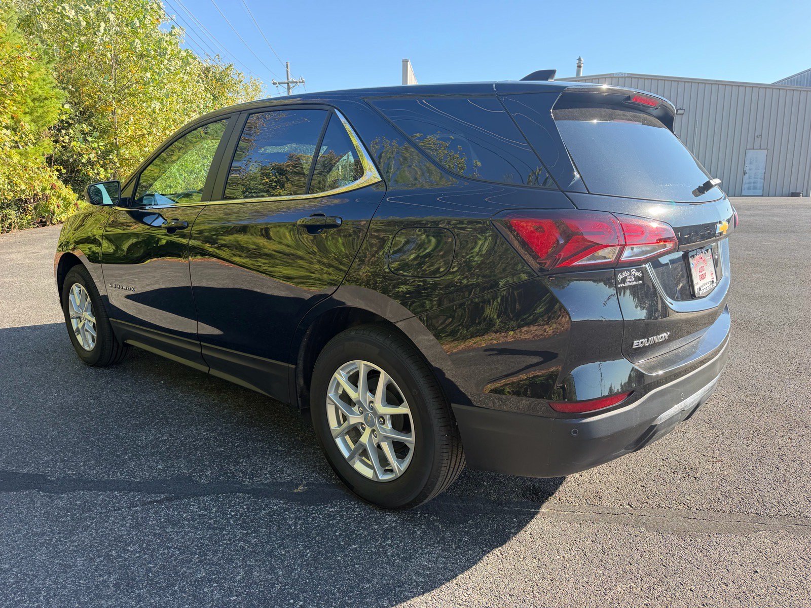Used 2024 Chevrolet Equinox LT w/ LPO, Floor Liner Package FWD image 9