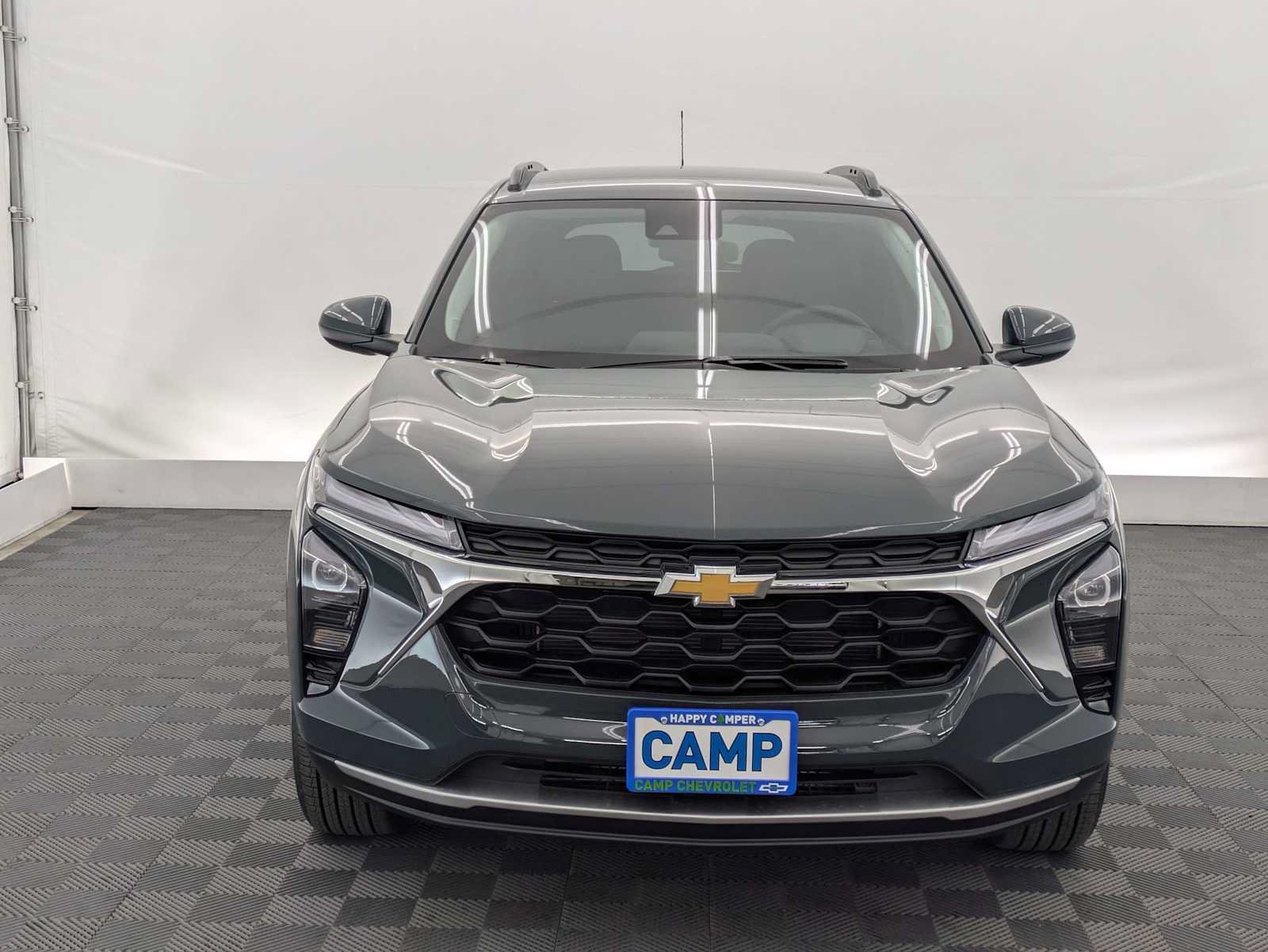 New 2026 Chevrolet Trax LT w/ Driver Confidence Package FWD image 9