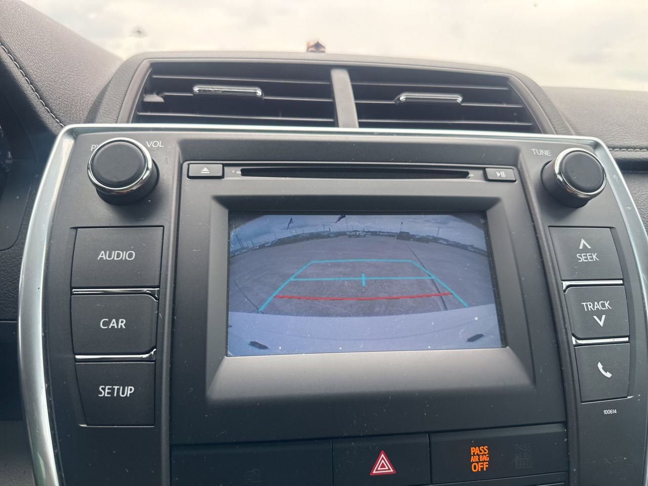 Used 2017 Toyota Camry SE FWD image 40