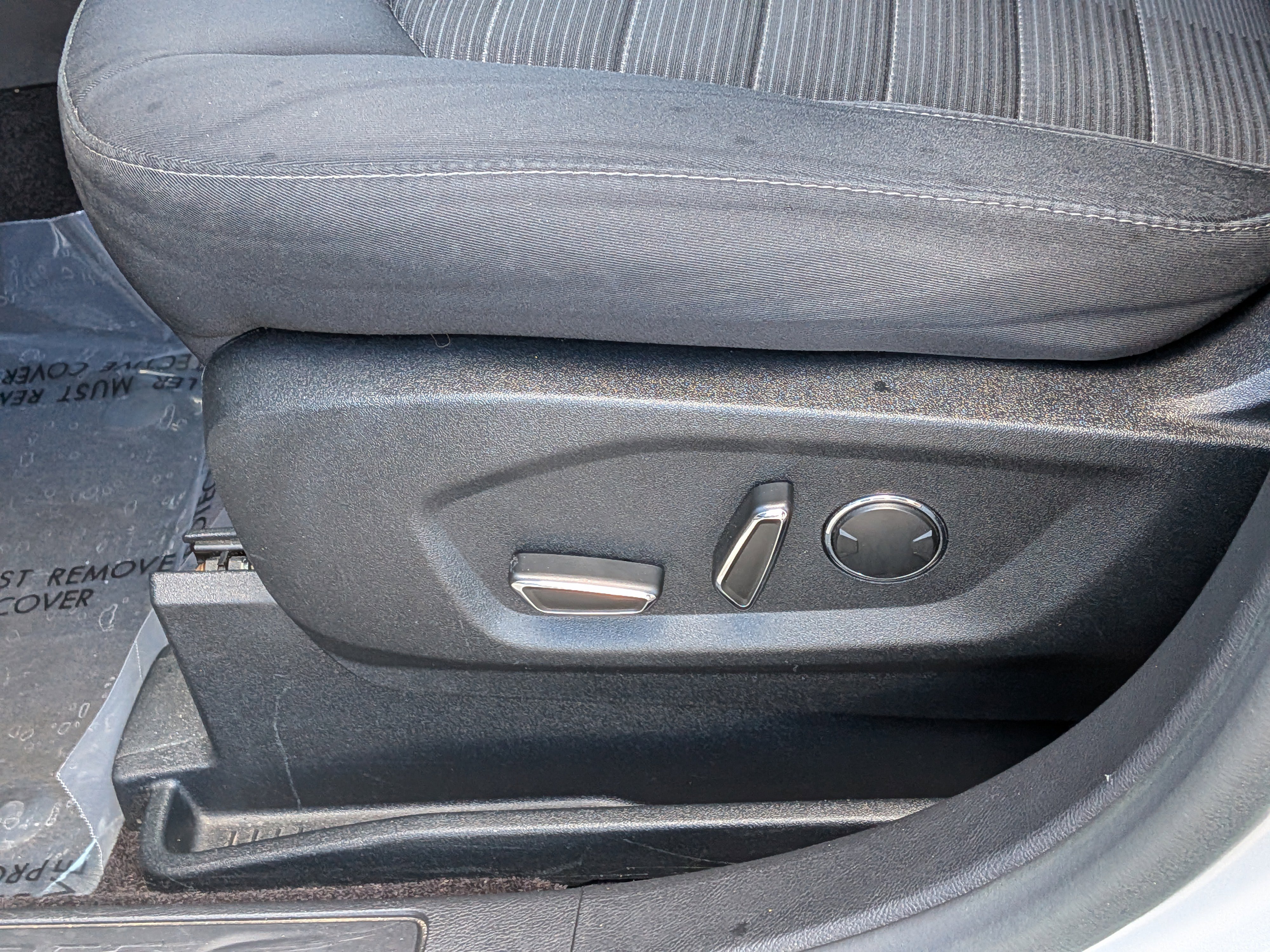 Used 2015 Ford Edge SEL FWD image 22