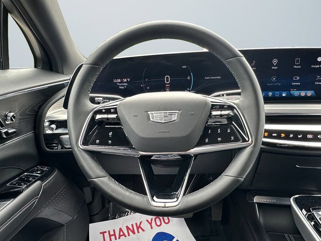 Used 2024 Cadillac Lyriq Luxury AWD/4WD image 12