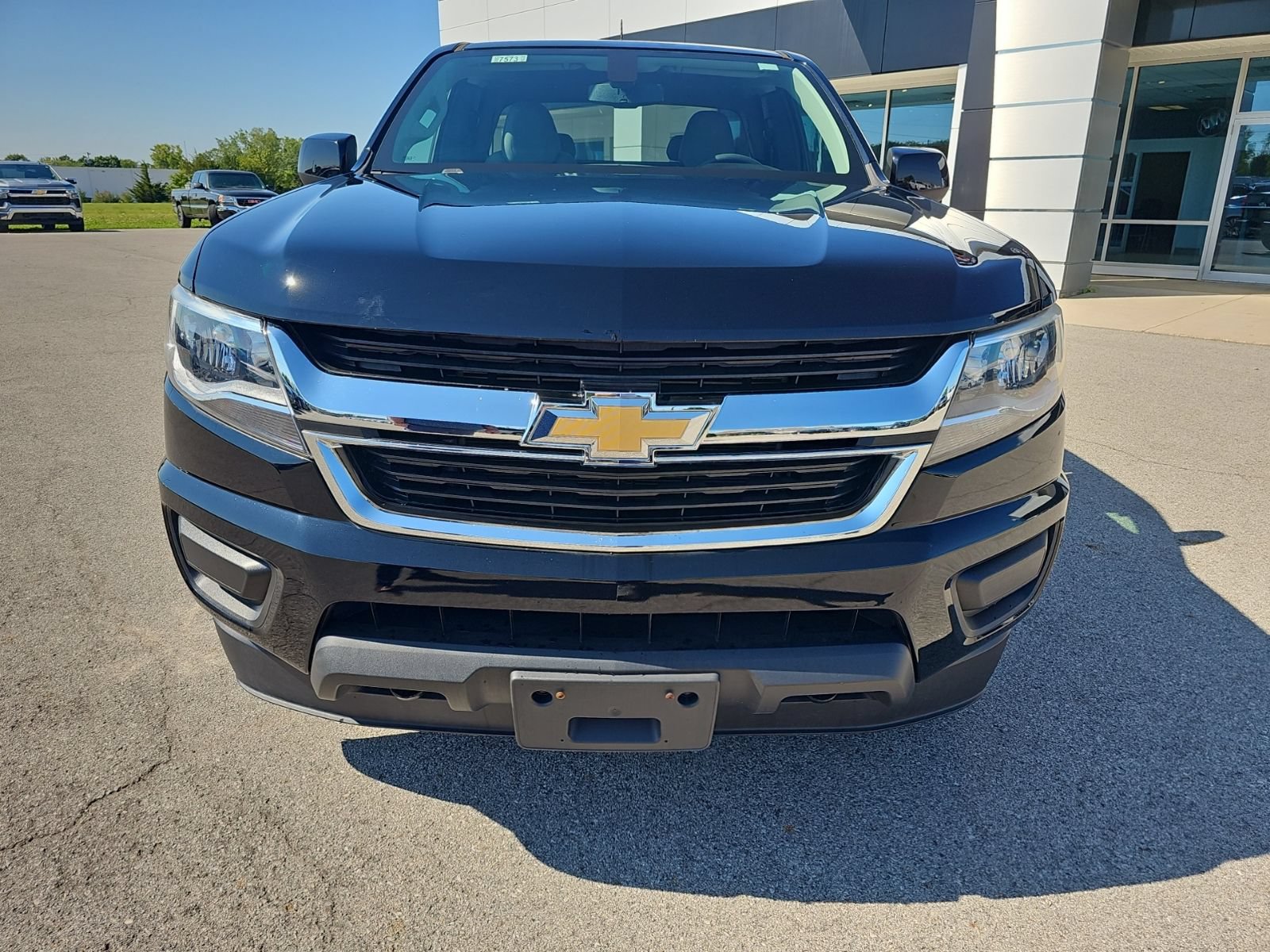 Used 2018 Chevrolet Colorado W/T w/ Custom Special Edition AWD/4WD image 2