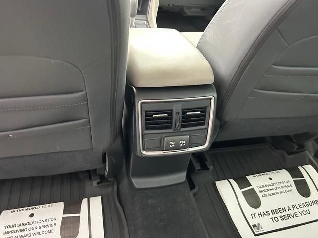Used 2023 Subaru Forester Premium image 15