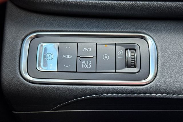 New 2026 Buick Enclave Sport Touring w/ Power Package AWD/4WD image 33