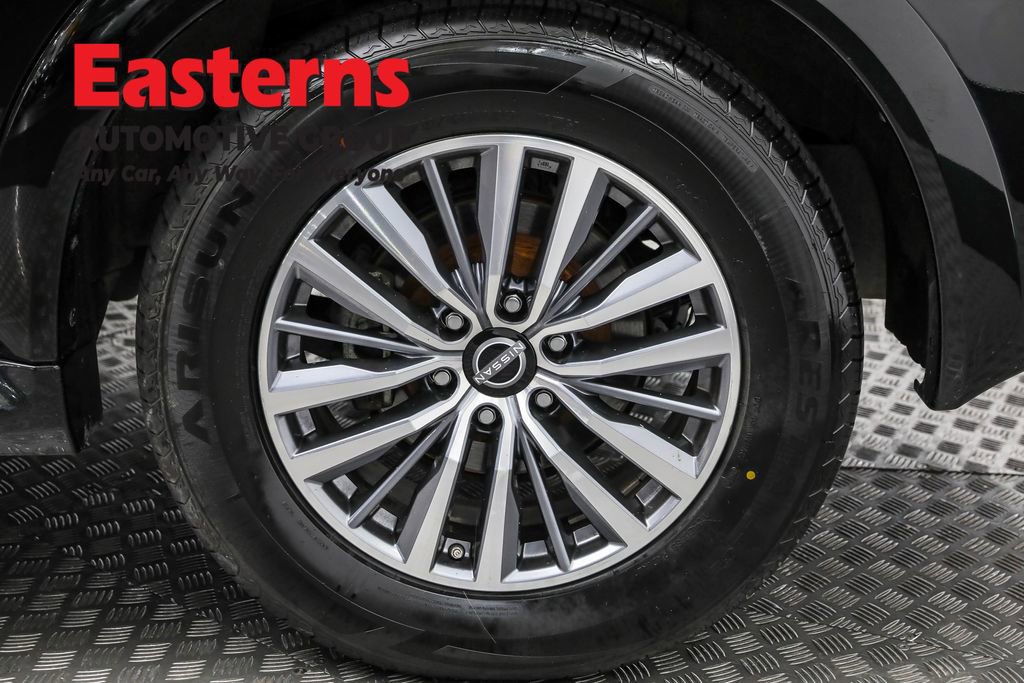 Used 2022 Nissan Armada SV w/ SV Appearance Package image 35