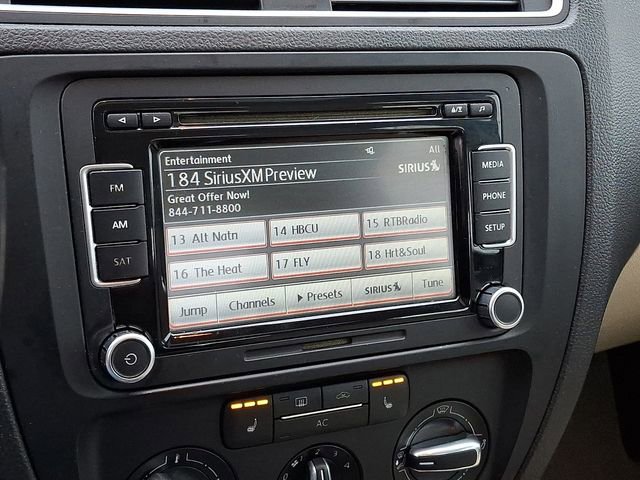 Used 2012 Volkswagen Jetta SE image 18