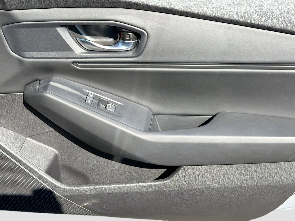 Used 2024 Honda Accord EX-L image 17