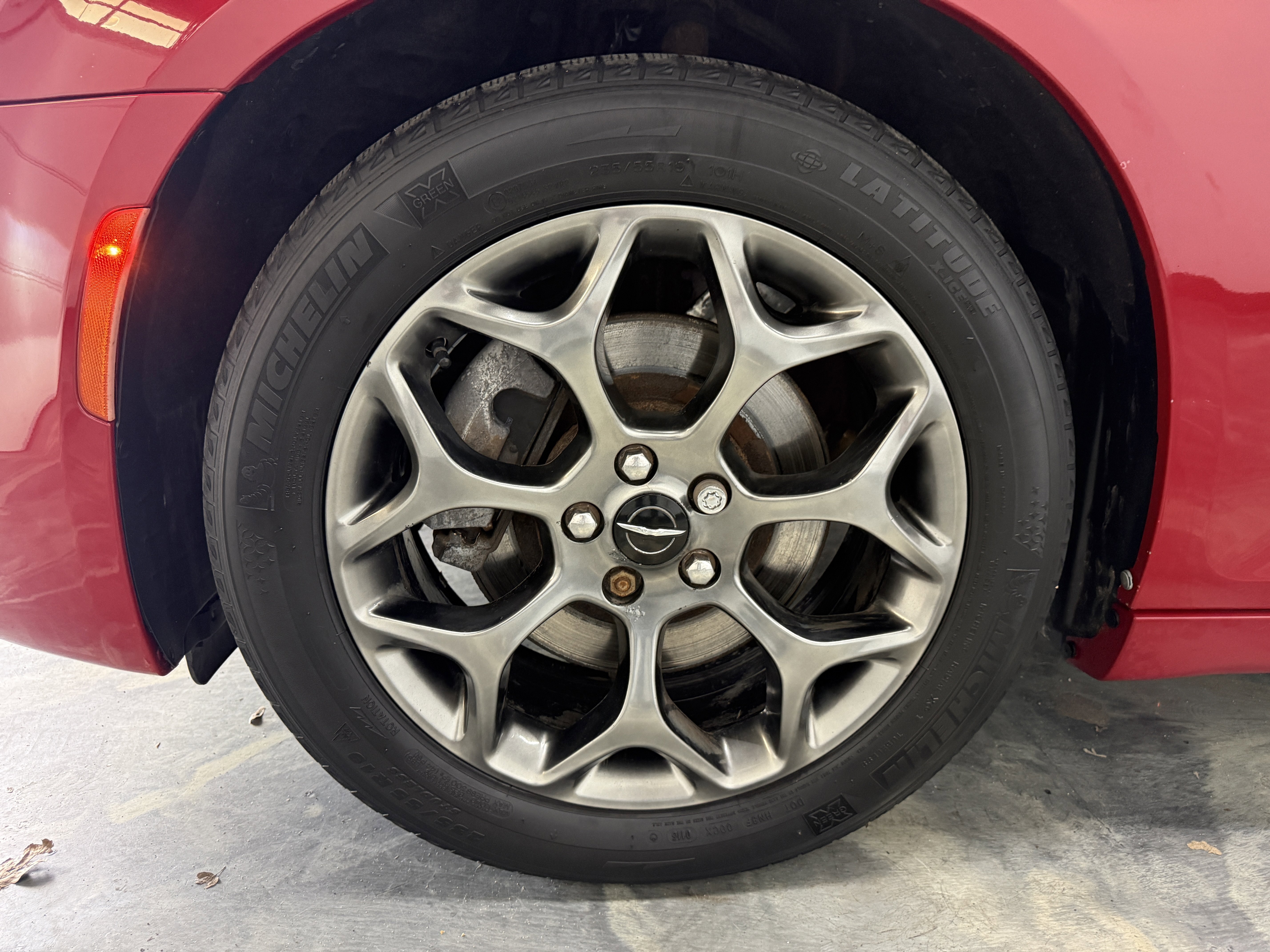 Used 2016 Chrysler 300 S image 29